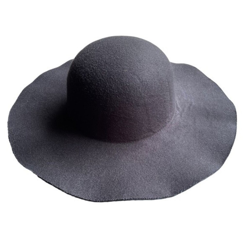 Altar’d State Oversized Black Floppy Hat